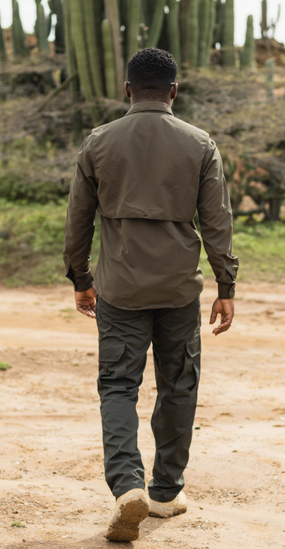 Camisa Táctica KMARG: Confección de Vanguardia para Desempeño Superior