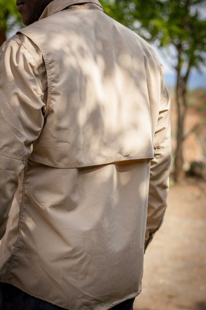 Camisa Táctica KMARG: Confección de Vanguardia para Desempeño Superior