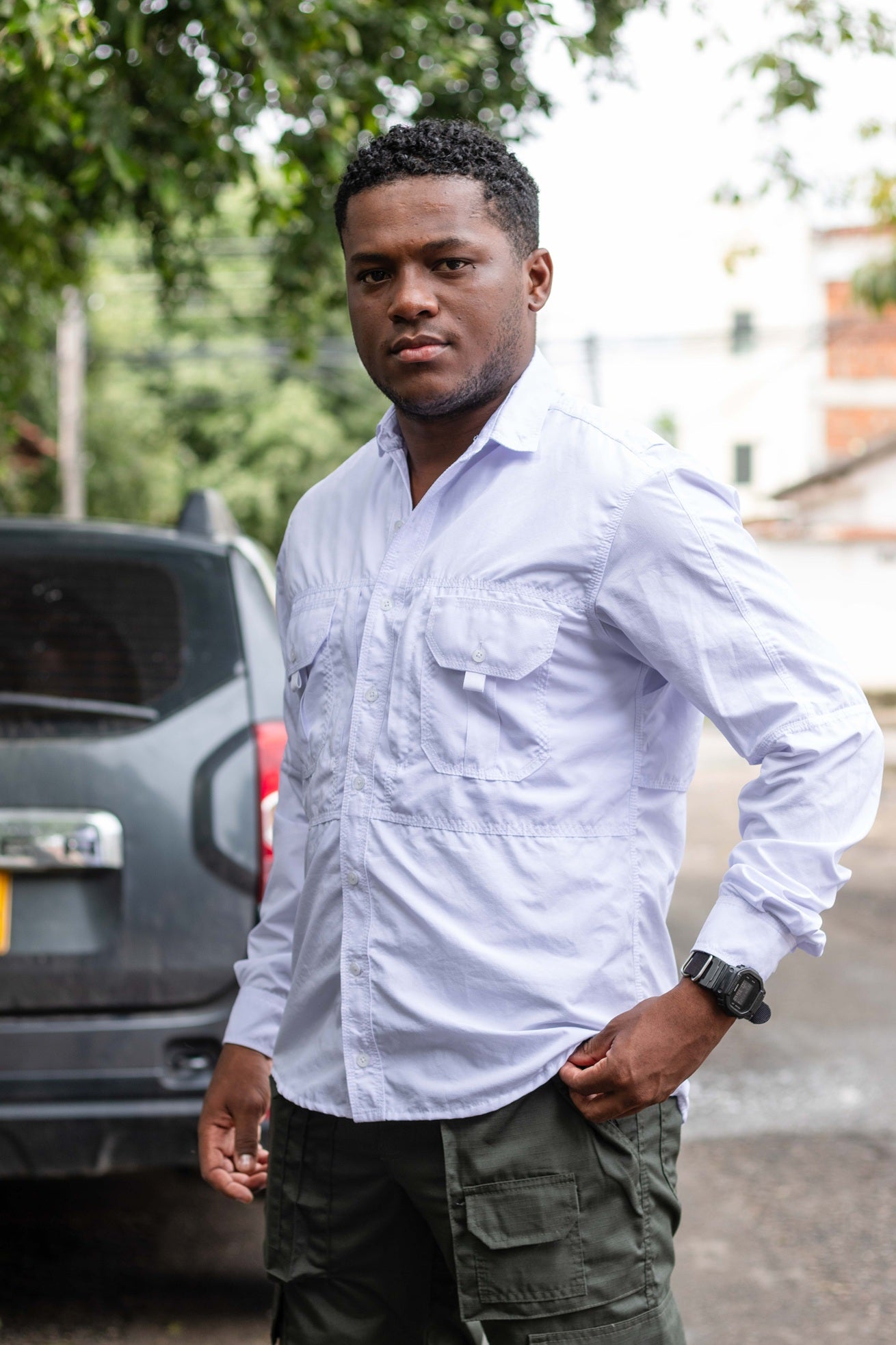 Camisa Táctica KMARG: Confección de Vanguardia para Desempeño Superior